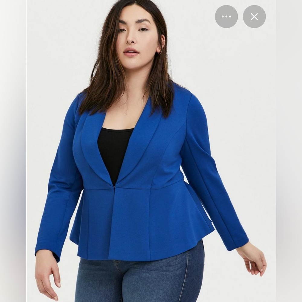 Studio Women's Royal Blue Suit Jacket